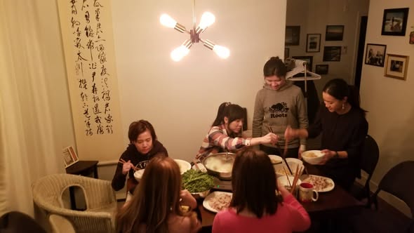 鉅霖學生生活與住宿協助