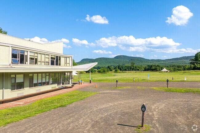 The Hartsbrook School