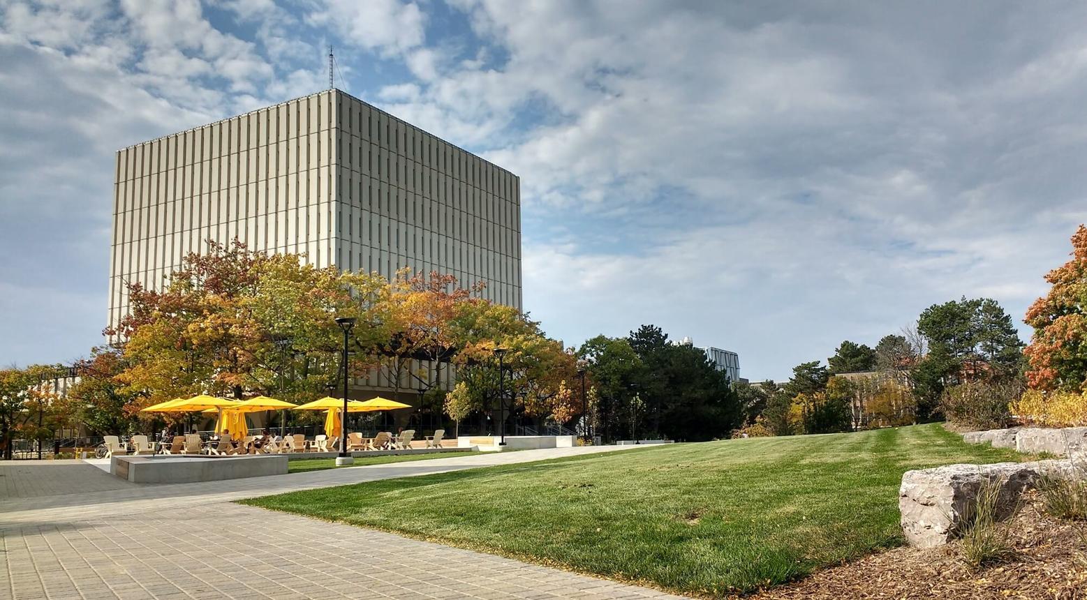 University of Waterloo 滑鐵盧大學校園